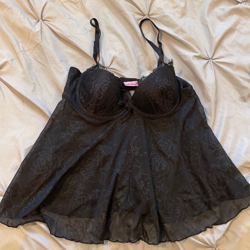 Victoria’s Secret lingerie top